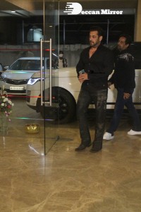 Salman Khan and Iulia Vântur attend Ramesh Taurani Diwali Bash