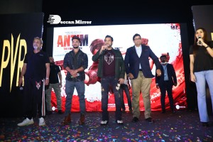 Salman Khan thanks his fans in Hyderabad for receiving Antim positively