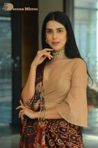 Telugu Actress Saloni Misra