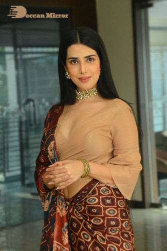 Telugu Actress Saloni Misra