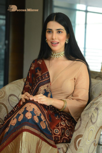 Telugu Actress Saloni Misra