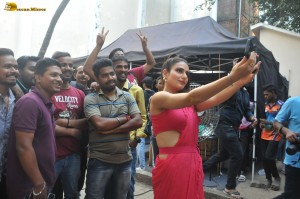 Vicky Kaushal and Fatima Sana Shaikh promote Sam Bahadur at Mehboob Studio