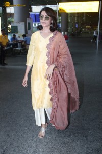 actress Samantha Ruth Prabhu stylish in a yellow salwar