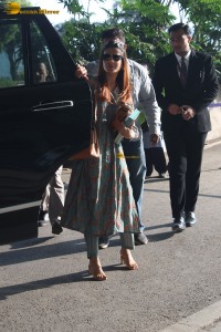 Indian actress Samantha Ruth Prabhu pretty in a salwar