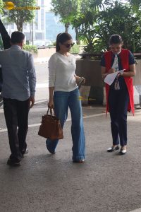 tollywood actress samantha in a white t-shirt and blue denim jeans at mumbai airport