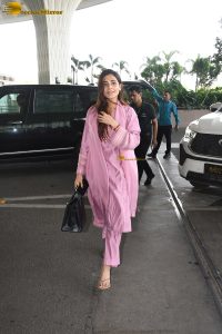 actress Samantha Ruth Prabhu gorgeous in a pink salwar dress