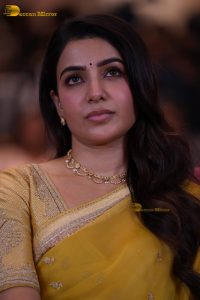 actress samantha ruth prabhu gorgeous in a yellow saree