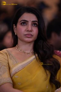 actress samantha ruth prabhu gorgeous in a yellow saree