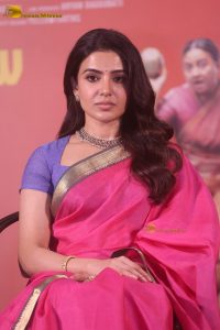 actress samantha beautiful in a pink saree