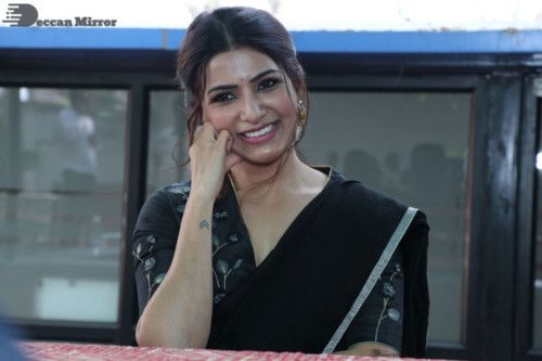 Telugu Actress Samantha Akkineni dressed in a black saree
