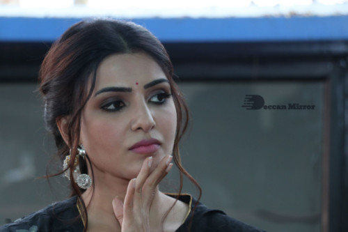 Telugu Actress Samantha Akkineni dressed in a black saree
