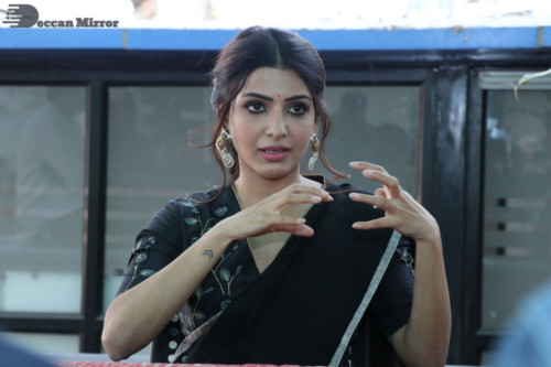 Telugu Actress Samantha Akkineni dressed in a black saree