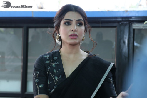 Telugu Actress Samantha Akkineni dressed in a black saree