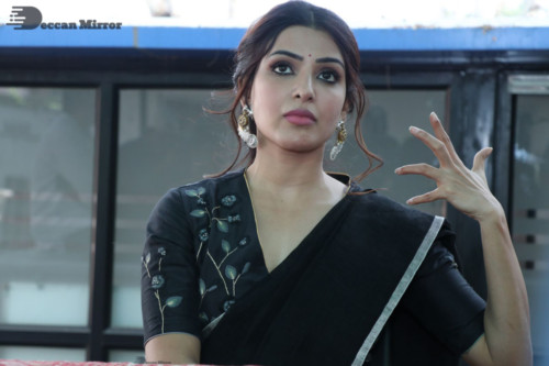 Telugu Actress Samantha Akkineni dressed in a black saree