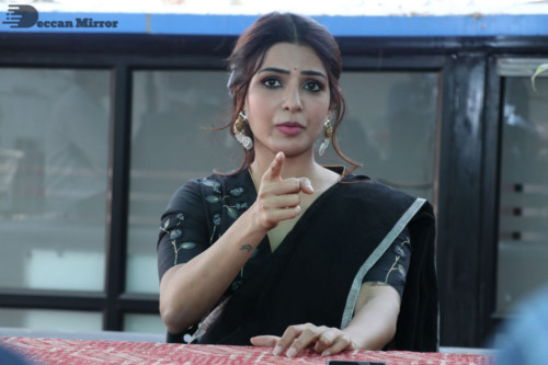Telugu Actress Samantha Akkineni dressed in a black saree