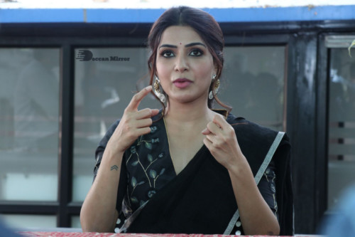 Telugu Actress Samantha Akkineni dressed in a black saree