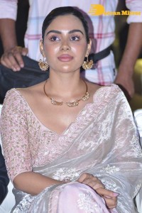 Samyuktha Menon in a light pink saree