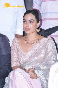 Samyuktha Menon in a light pink saree
