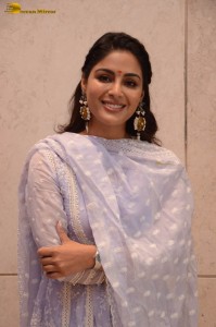 actress samyuktha menon in a simple salwar suit