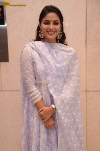 actress samyuktha menon in a simple salwar suit