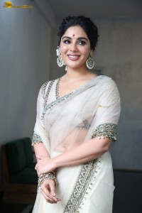 Samyuktha Menon regal traditional look in a white saree