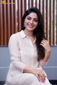 Samyuktha-Menon-86