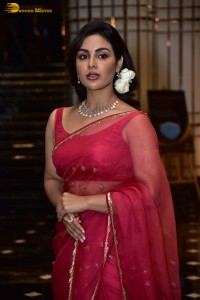 actress samyuktha menon in a red saree