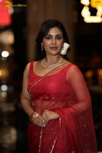actress samyuktha menon in a red saree