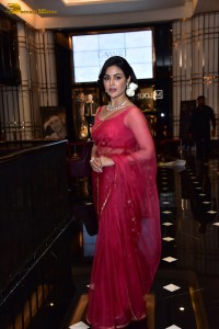 actress samyuktha menon in a red saree