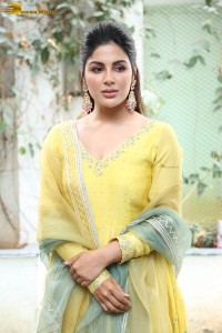 actress samyuktha menon in a yellow salwar kameez