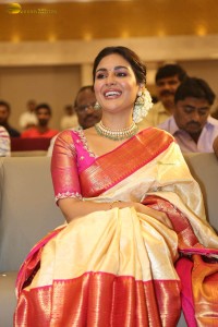 actress samyuktha menon in a saree attending a movie function