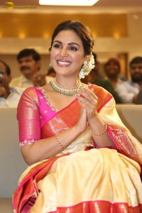 actress samyuktha menon in a saree attending a movie function