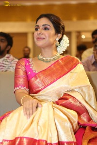 actress samyuktha menon in a saree attending a movie function