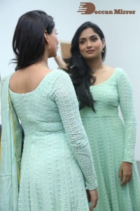 Actress-Sandhya-Raju-Stills-125