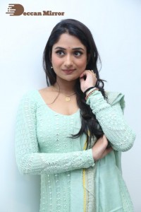 Actress-Sandhya-Raju-Stills-88