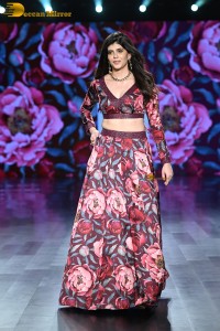 Bollywood actress and model Sanjana Sanghi beautiful ramp walk