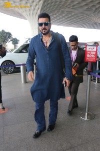 bollywood actor sanjay dutt spotted at airport