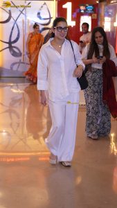 actress sara ali khan cute in a white shirt