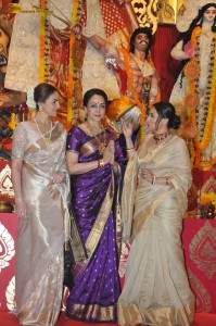Sarbojanin Durga Puja 2023 attended by Hema Malini, Esha Deol, Kajol Devgan, Rani Mukerji, Kiara Advani, and others