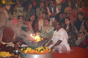 Sarbojanin Durga Puja 2025 attended by Kajol, Ajay Devgn, Tanishaa, Rani Mukerji, Alia Bhatt, and others