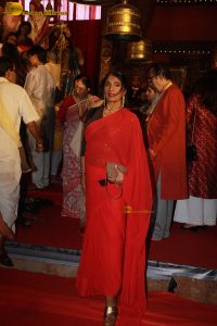 Sarbojanin Durga Puja 2025 attended by Kajol, Ajay Devgn, Tanishaa, Rani Mukerji, Alia Bhatt, and others