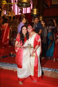 Sarbojanin Durga Puja 2025 attended by Kajol, Ajay Devgn, Tanishaa, Rani Mukerji, Alia Bhatt, and others