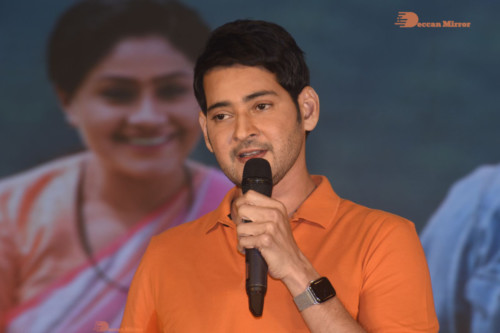 Pictures from all Sarileru Neekevvaru Movie Events attended by Mahesh Babu, Rashmika and Vijayashanti