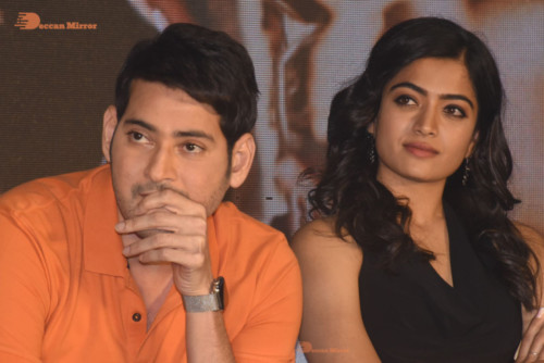 Pictures from all Sarileru Neekevvaru Movie Events attended by Mahesh Babu, Rashmika and Vijayashanti