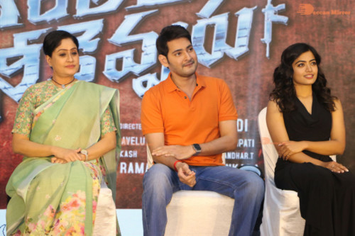 Pictures from all Sarileru Neekevvaru Movie Events attended by Mahesh Babu, Rashmika and Vijayashanti