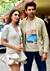 Kiara Advani and Kartik Aaryan promote the film Satyaprem Ki Katha on June 22, 2023