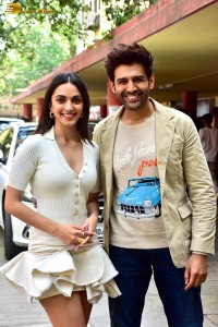 Kiara Advani and Kartik Aaryan promote the film Satyaprem Ki Katha on June 22, 2023