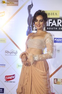 actress Seerat Kapoor red-hot looks at an filmfare awards