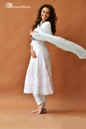 Model and Telugu Actress Seerat Kapoor photoshoot in white salwar dress