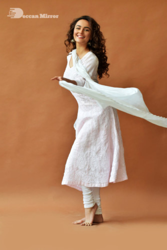 Model and Telugu Actress Seerat Kapoor photoshoot in white salwar dress